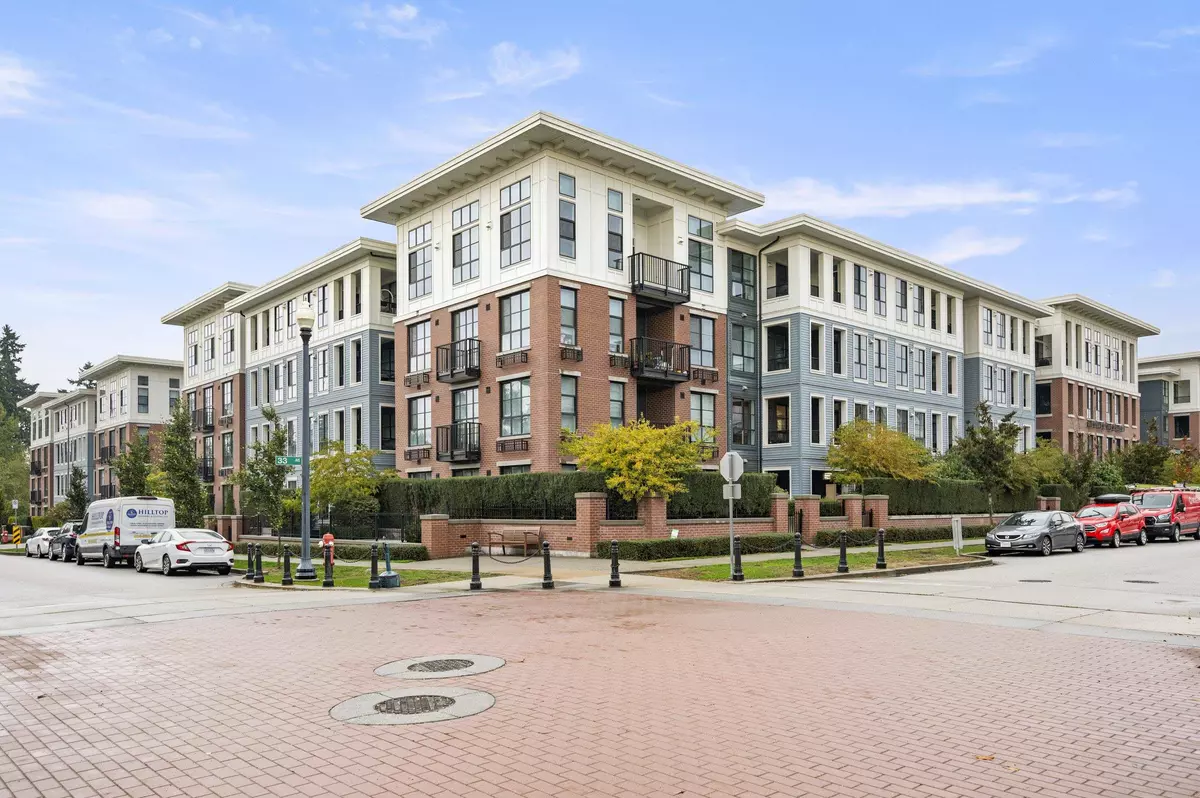 White Rock, BC V3Z 0Y1,15137 33 AVE #212