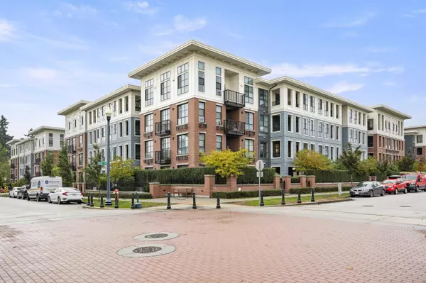 15137 33 AVE #212, White Rock, BC V3Y 0Y5