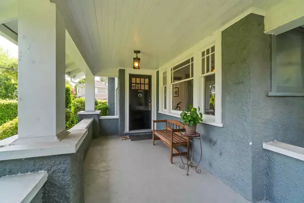 Vancouver, BC V6H 2G1,1120 Devonshire CRES