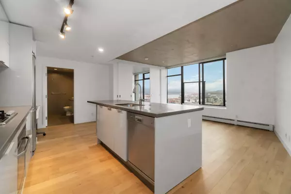 Vancouver, BC V6B 0G5,108 W Cordova ST #2803