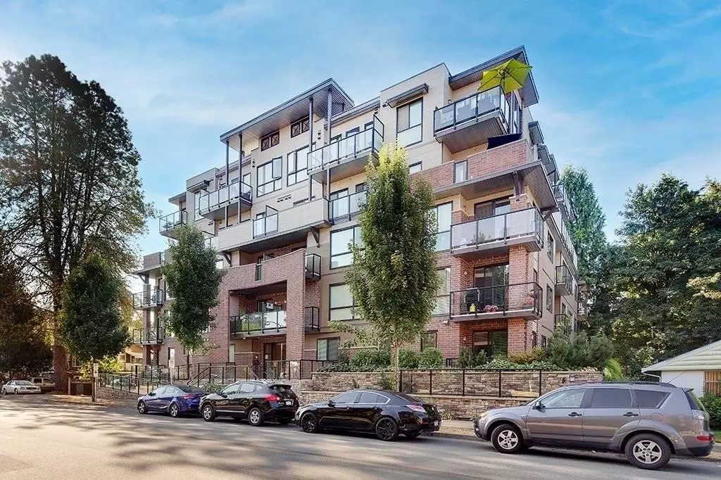 Port Coquitlam, BC V3C 3E5,2214 Kelly AVE