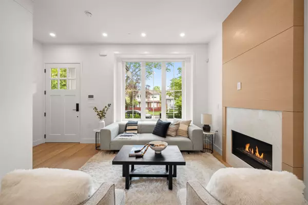 Vancouver, BC V5W 1L9,312 E 40th AVE #1