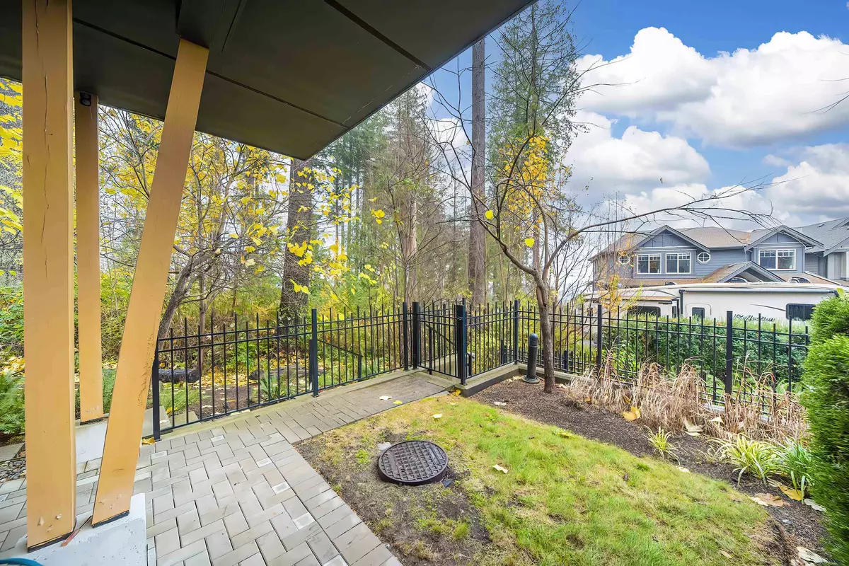 Coquitlam, BC V3E 0L9,3525 Chandler ST #114