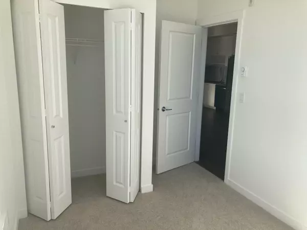 8509 158 ST #601 Surrey, BC V4N 6Y6