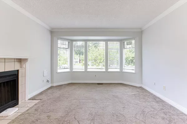 Surrey, BC V3W 9N7,14134 67 AVE