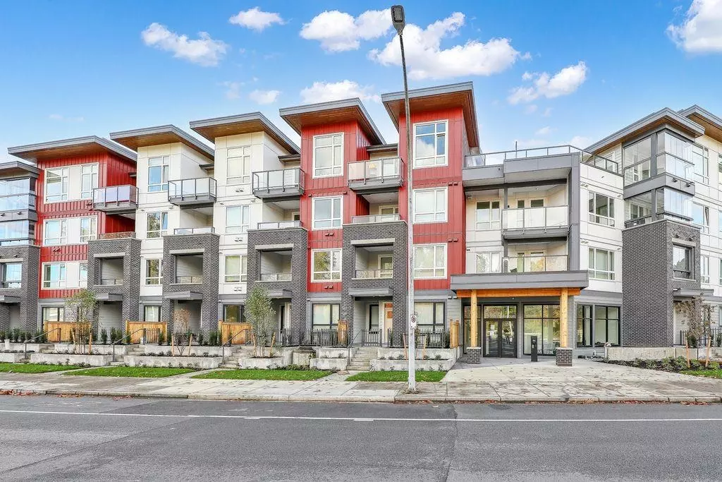 Surrey, BC V3W 3V9,13788 76 AVE #103