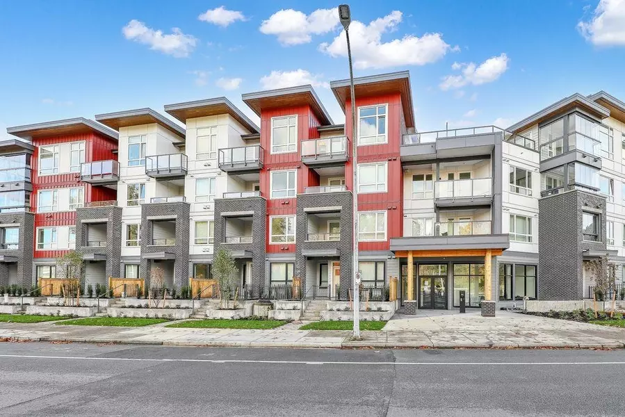 13788 76 AVE #103, Surrey, BC V3W 3V9