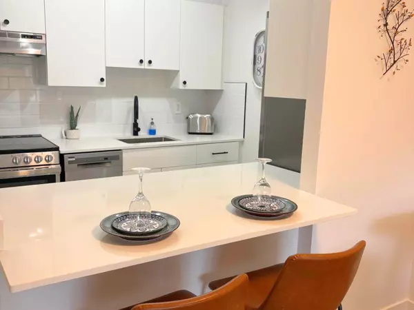 Richmond, BC V6Y 1Y9,6611 Minoru BLVD #407