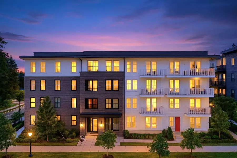 13929 105 BLVD #112, Surrey, BC V3T 0R5