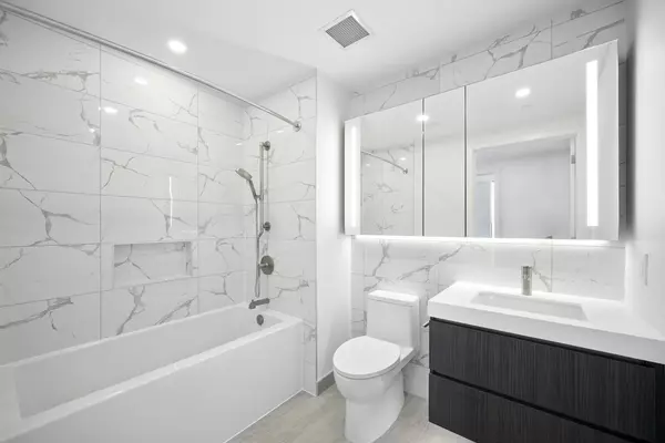 Burnaby, BC V5H 0L7,5987 Wilson AVE #3104