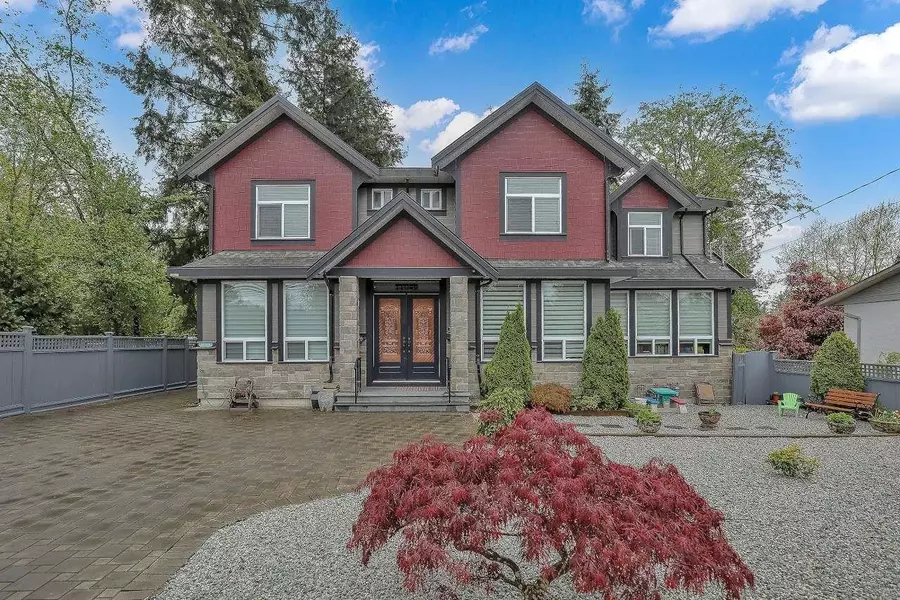 11046 80 AVE, Delta, BC V4C 1W5