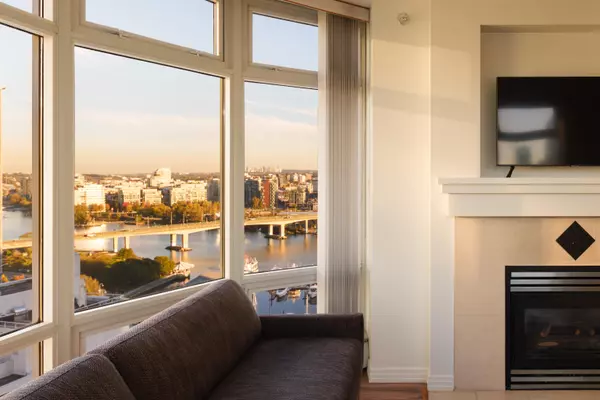 Vancouver, BC V6Z 2Y2,1199 Marinaside CRES #2305