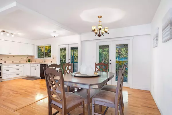 Port Coquitlam, BC V3B 3E8,3870 Richmond ST