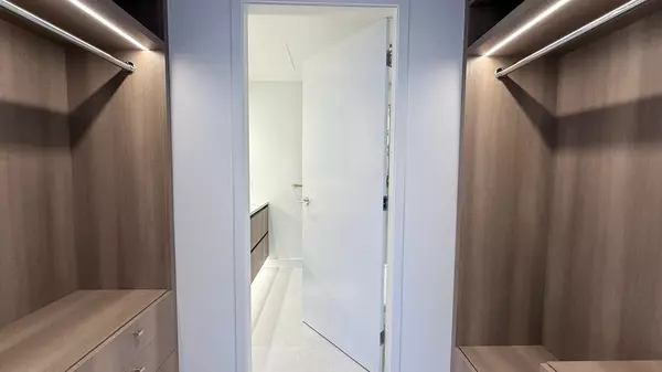 Burnaby, BC V3J 0P3,720 Farrow ST