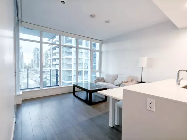 Burnaby, BC V5C 0M1,2311 Beta AVE #809