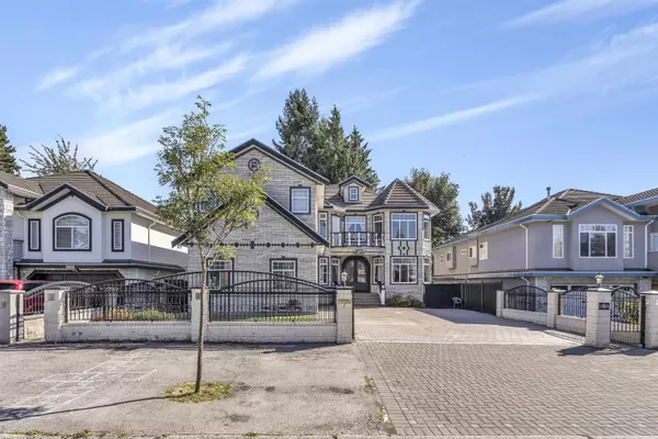 Surrey, BC V3V 6K9,13884 89a AVE