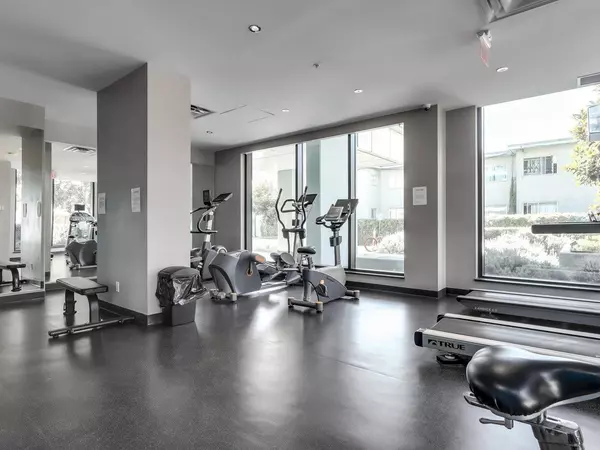 Burnaby, BC V5H 0C7,6658 Dow AVE #802