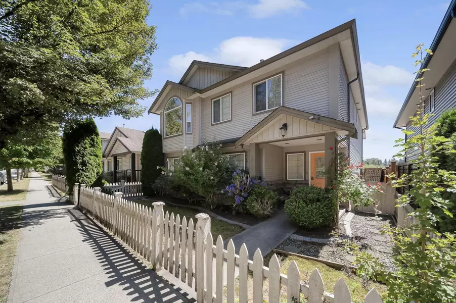 23860 118 AVE, Maple Ridge, BC V4R 1Y9