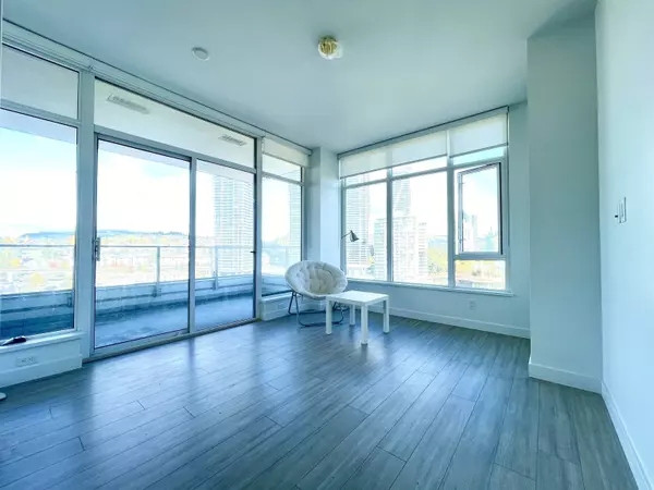 Burnaby, BC V5C 0M2,2351 Beta AVE #1604