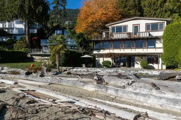 West Vancouver, BC V7V 1M7,3248 Marine DR