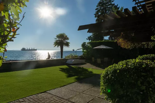 West Vancouver, BC V7V 1M7,3248 Marine DR