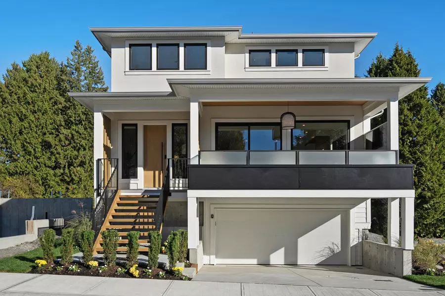 16243 10 AVE, Surrey, BC V4A 1A9