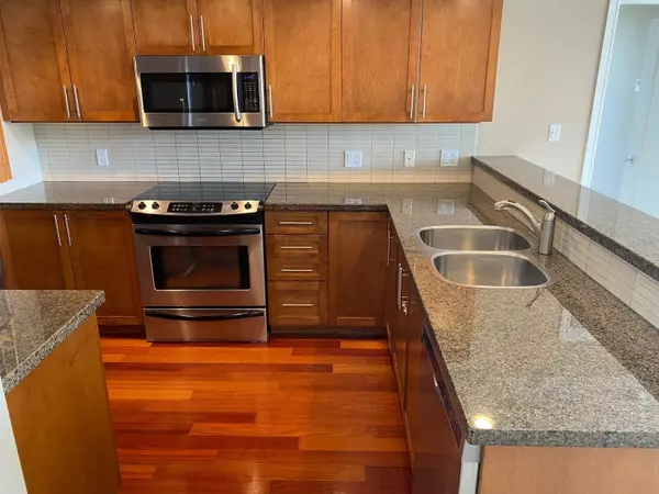 Port Moody, BC V3H 0C9,288 Ungless WAY #1503