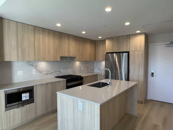 Langley, BC V0V 0V0,20049 82 AVE #613