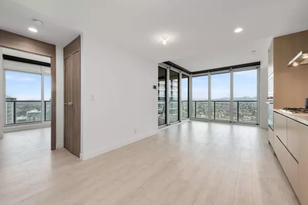 4890 Lougheed HWY #3204, Burnaby, BC V5C 0N2