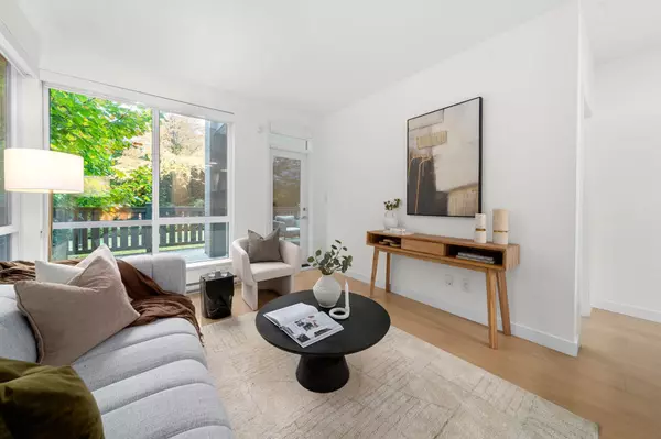 Burnaby, BC V5B 0B4,5460 Broadway #103