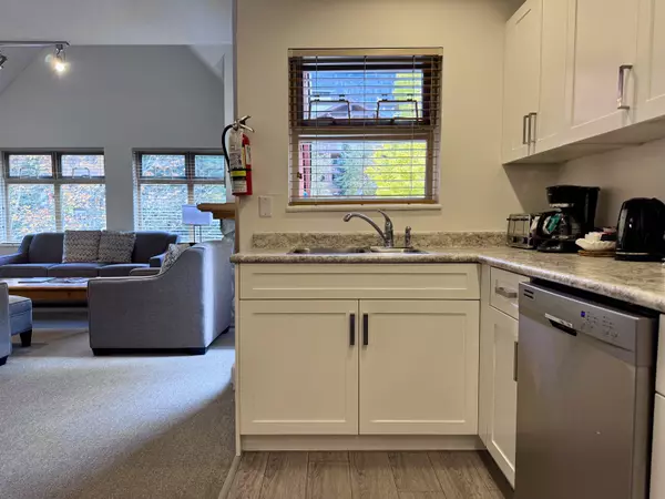 Whistler, BC V8E 0A8,2050 Lake Placid RD #231 W7