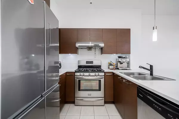 Richmond, BC V6W 0B4,12339 Steveston HWY #416