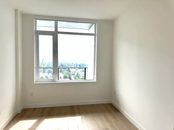 Burnaby, BC V5H 0L3,6468 Willingdon AVE #2210