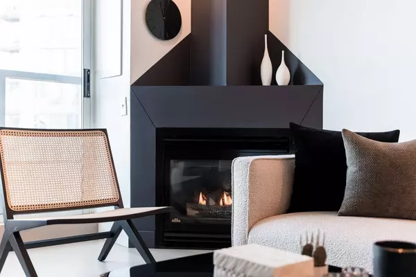 Vancouver, BC V6B 6N6,63 Keefer PL #907