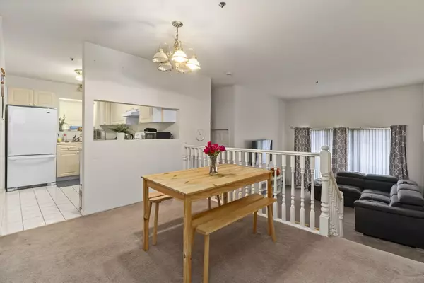 7011 Blundell RD #202, Richmond, BC V6Y 1J5