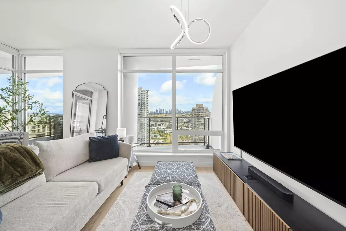 Burnaby, BC V5C 0N4,2181 Madison AVE #2609