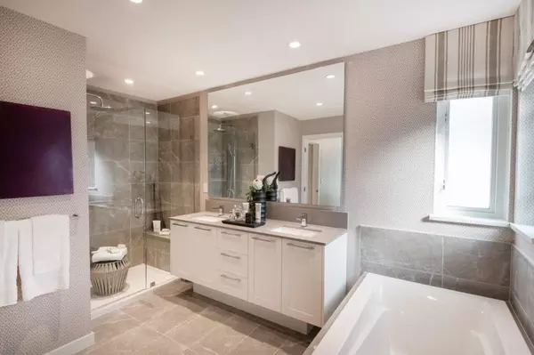 Coquitlam, BC V3E 0V2,1330 Wellon ST #171