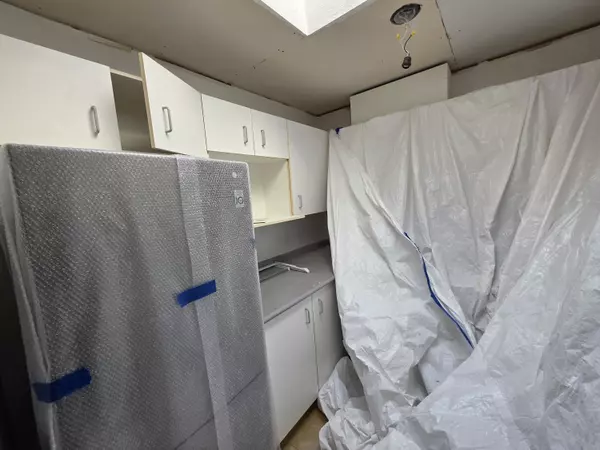 New Westminster, BC V3M 4J8,723 Twelfth ST #302