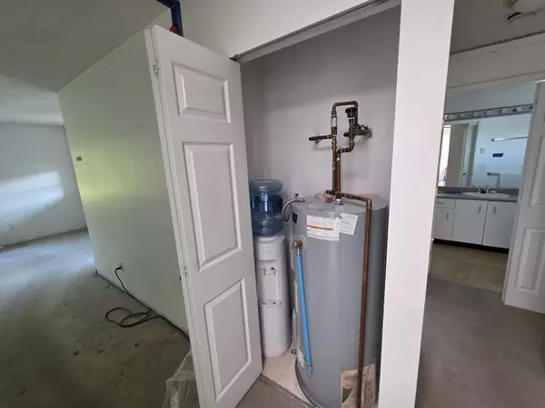 New Westminster, BC V3M 4J8,723 Twelfth ST #302