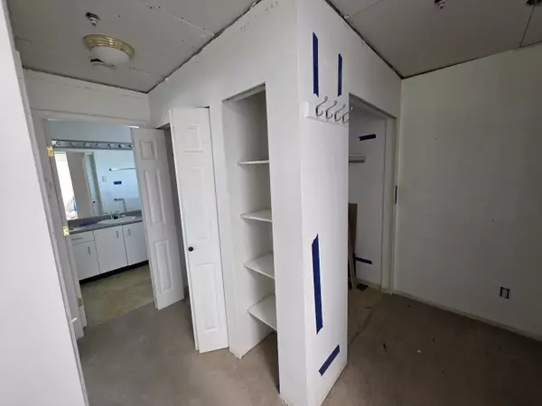 New Westminster, BC V3M 4J8,723 Twelfth ST #302