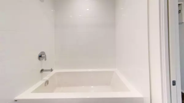 Coquitlam, BC V3J 0M2,3833 Evergreen PL #17xx