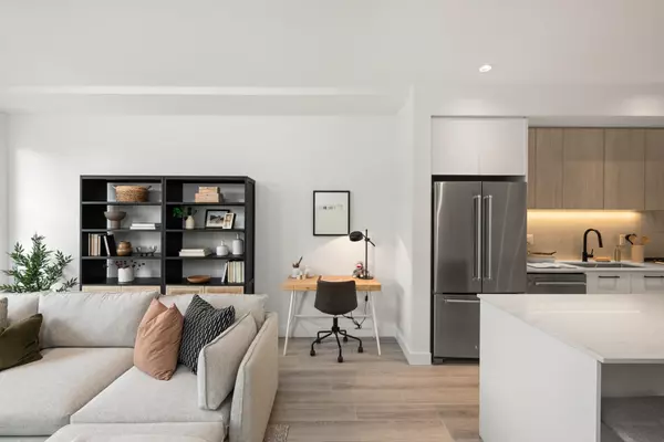 Coquitlam, BC V3E 0V9,3421 Queenston AVE #110