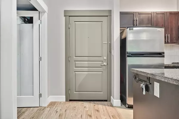 Maple Ridge, BC V2X 8Z3,12283 224 ST #102