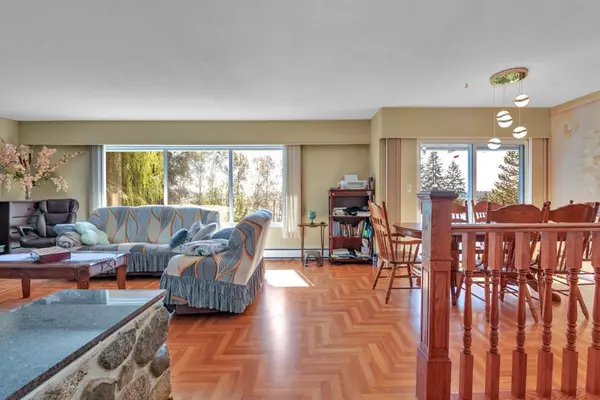 Maple Ridge, BC V2W 1K3,9370 263 ST