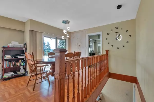 Maple Ridge, BC V2W 1K3,9370 263 ST