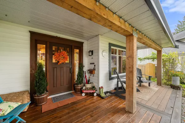 Surrey, BC V4A 8E6,1339 163 ST