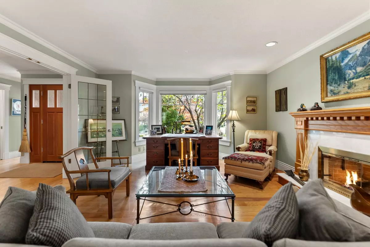 Vancouver, BC V6N 3H1,3171 W 42nd AVE