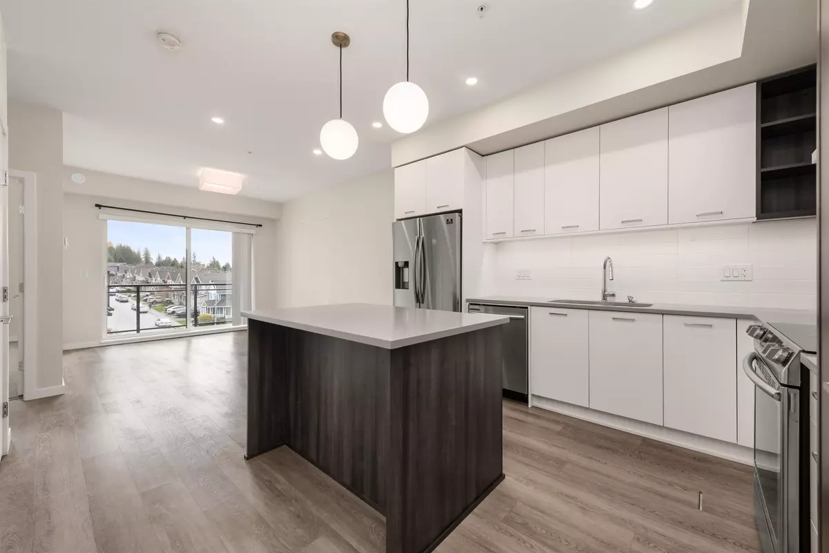 Langley, BC V2Y 0Y3,20087 68 AVE #B407