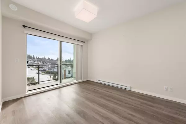 Langley, BC V2Y 0Y3,20087 68 AVE #B407