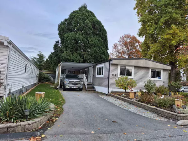 Surrey, BC V4A 4X4,1840 160 ST #259